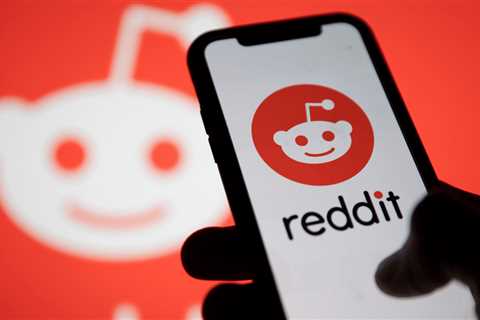 Reddit launches AI-powered keyword research tool